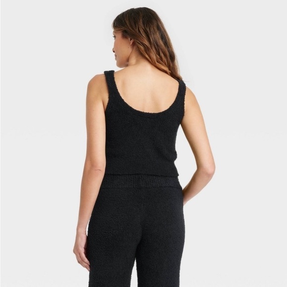 Women's Cozy Yarn Tank Top - Stars Above™
Black - Picture 3 of 4